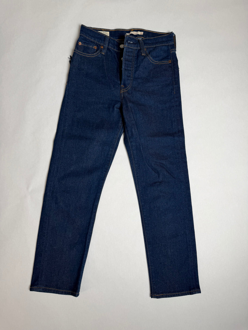 Levi's Premium Wedgie Straight dark indigo jeans — front