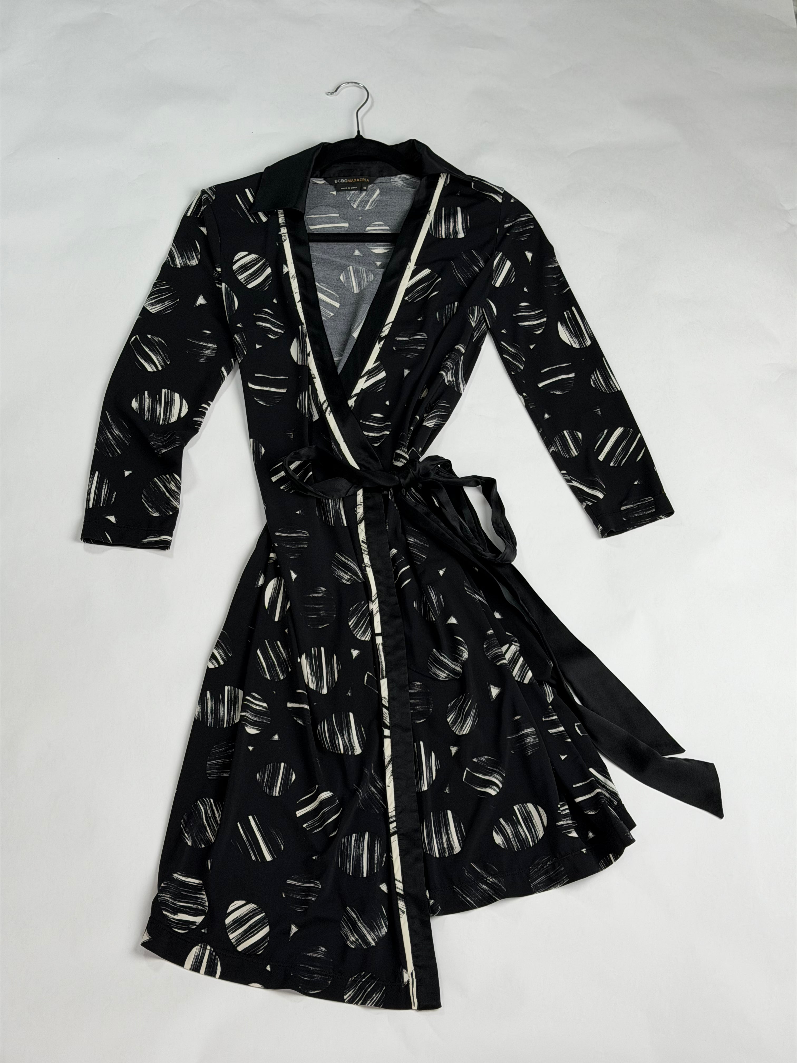 BCBG Maxazria Black + Cream brushstroke wrap dress